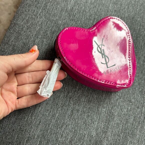 Yves Saint Laurent Pink Heart Cosmetic Bag - Picture 4 of 4